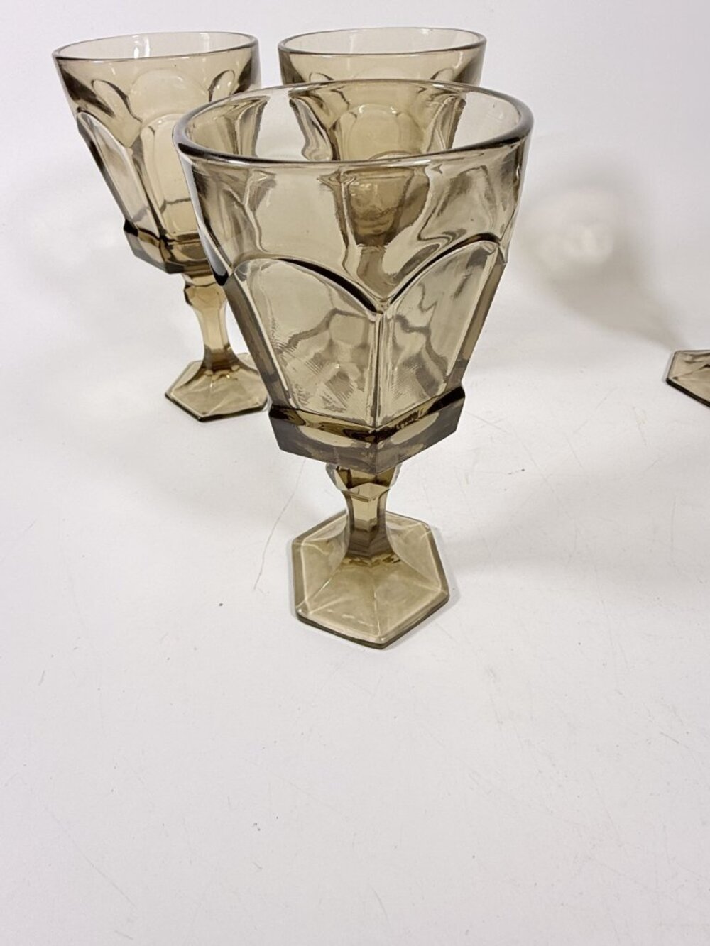 Water Goblets Stemmed Paneled Fostoria Virginia Smoky Brown Set 4 Mid Century Vi - Picture 5 of 14